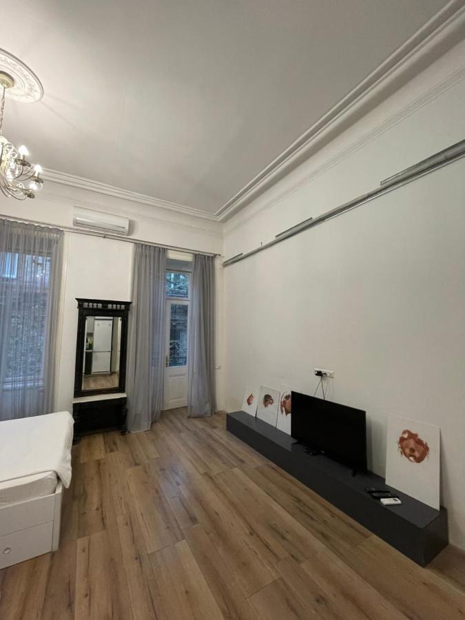 Downtown Room Tbiliszi Kültér fotó