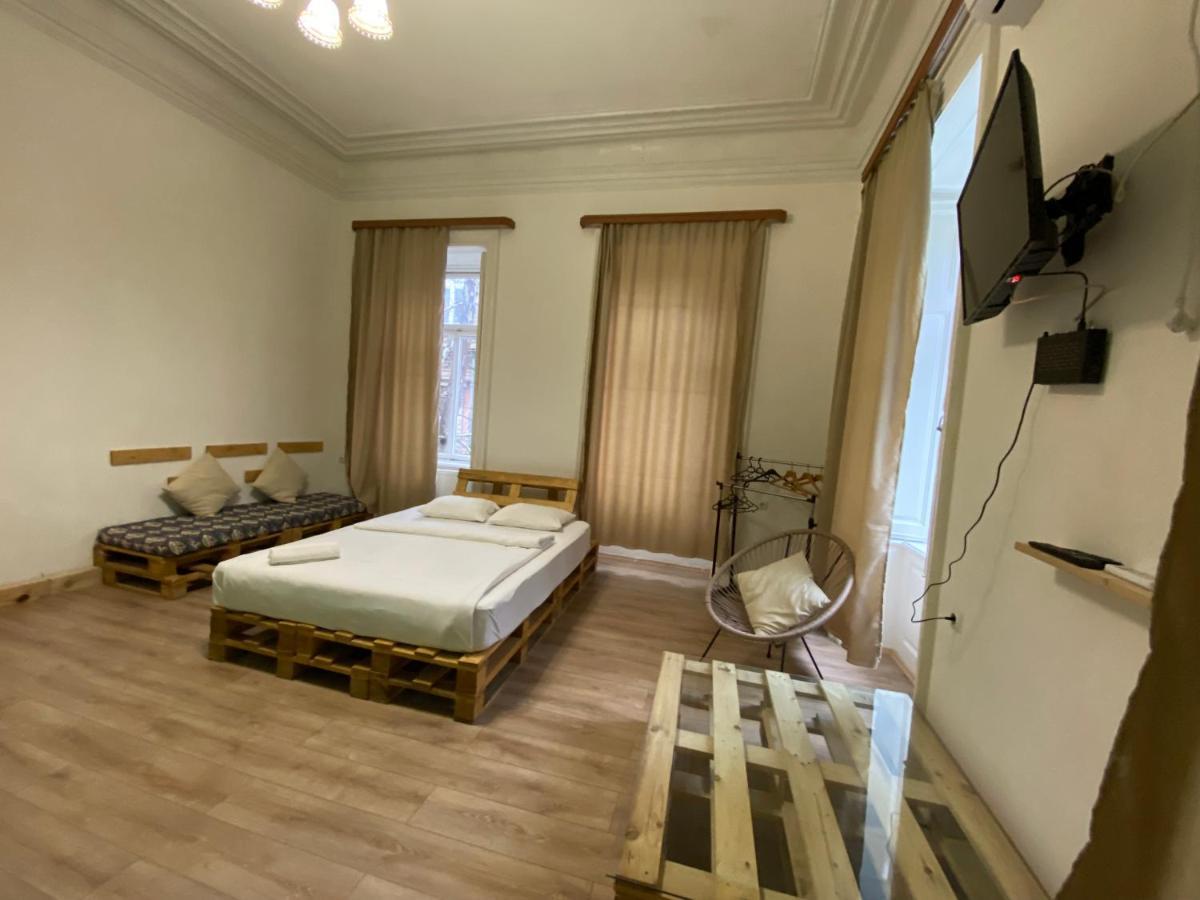 Downtown Room Tbiliszi Kültér fotó
